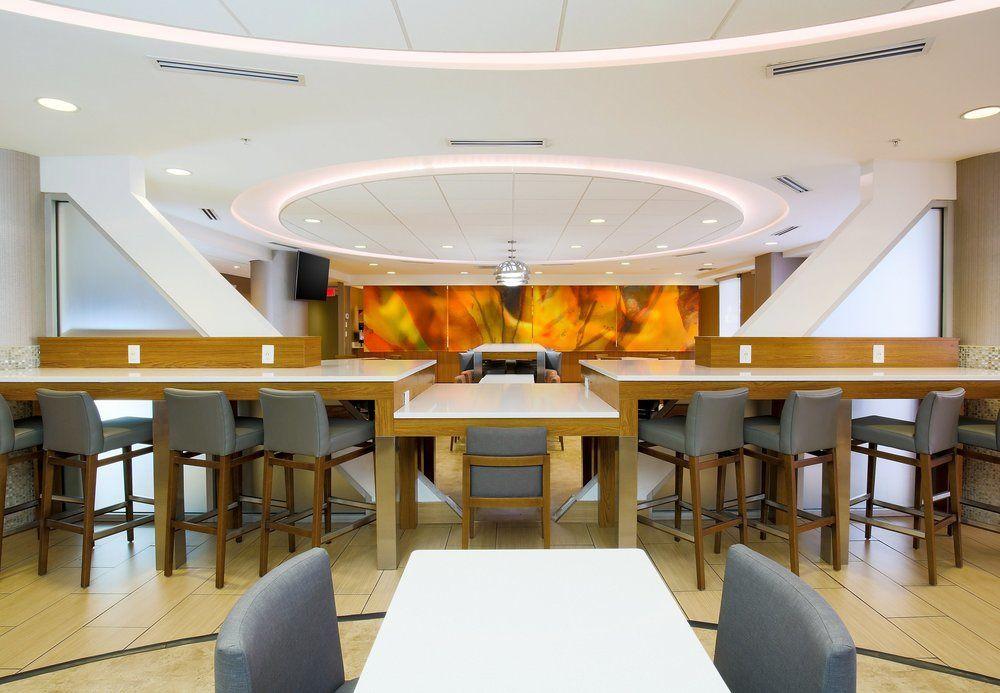 Springhill By Marriott 3*