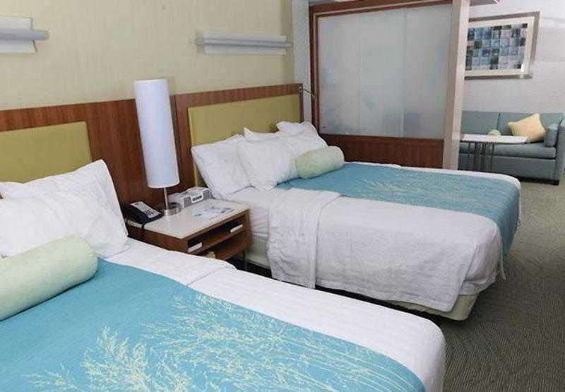 Springhill By Marriott 3*
