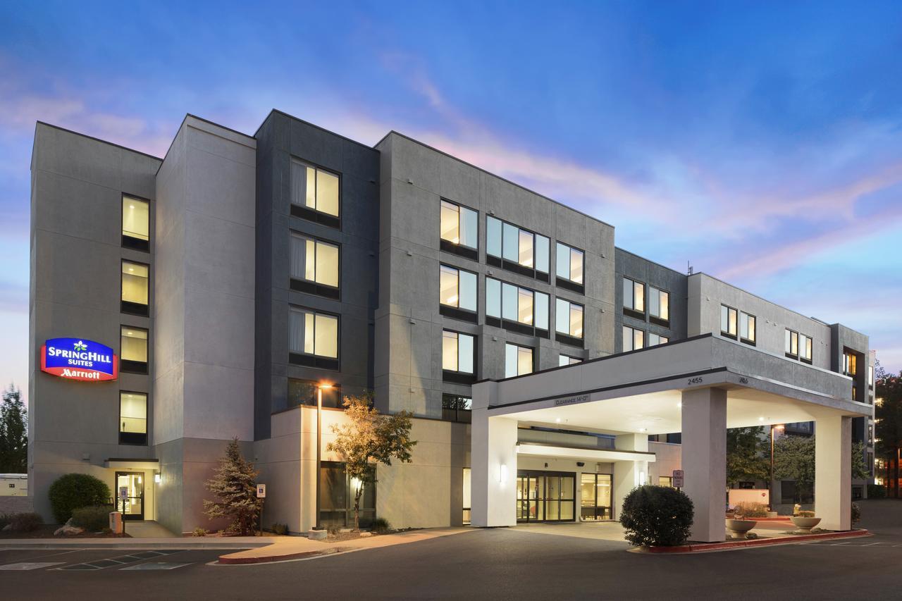 Hotel Springhill By Marriott